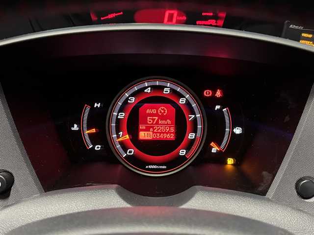 ホンダ シビック タイプR ユーロ 兵庫県 2009(平21)年 3.5万km チャンピオンシップホワイト アドバン18インチAW/Defiインマニ圧メーター/DefiアドバンスZDマルチ表示計/社外ポータブルナビ/ETC/ステアリングリモコン/純正オーディオ/リアパーキングセンサー/革巻きステアリング/タイプR専用シート/6速MT/キセノンヘッドライト/キーレスキー/プッシュスタート/純正ホイール積み込み（スタッドレス）