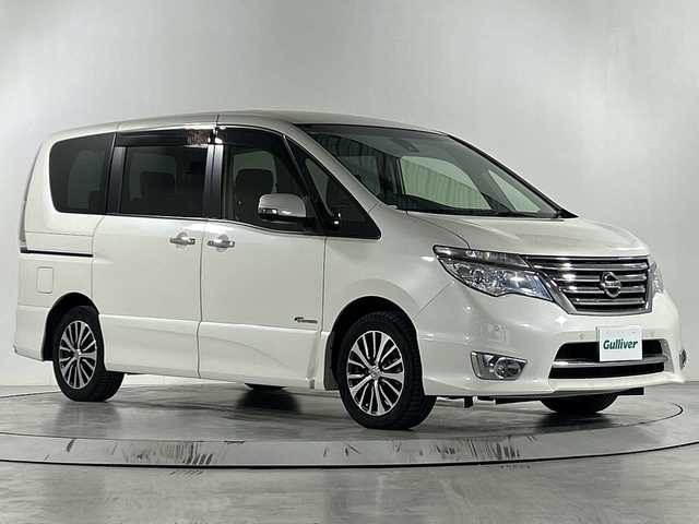 日産 セレナ ハイウェイS S HV Aセーフ 佐賀県 2014(平26)年 6.3万km ブリリアントホワイトパール 社外ＳＤナビ/（AM FM SD USB Ipod HDMI AUX Bluetooth）/後席用モニター　/全方位カメラ　/ETC/ワンセグTV/横滑り防止　/ふらつき警報　/衝突軽減　/レーンキープアシスト　/クルーズコントロール　/両側電動パワースライドドア　/純正フロアマット　/純正１６インチアルミホイール/スマートキー/スペアキー/電動格納ミラー/ドアバイザー