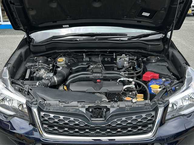 スバル フォレスター S－リミテッド 大阪府 2015(平27)年 5.6万km ディープシーブルーパール 純正SDナビ/バックカメラ/フルセグテレビ/Bluetooth/パワーシート（運転席・助手席）/純正フロアマット/シートヒーター（前席）/アイサイトVer．2/VDC（ビークルダイナミクスコントロール）/エマージェンシーストップシグナル/デュアルゾーンフルオートエアコン/電動格納ミラー