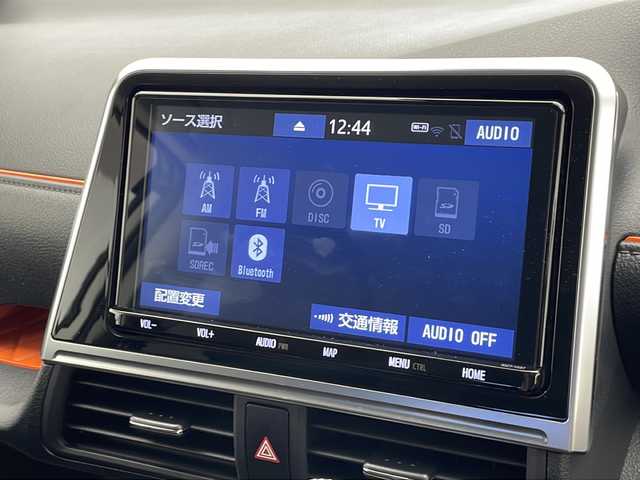 トヨタ シエンタ ハイブリッド G クエロ 千葉県 2019(平31)年 1.7万km ホワイトパールクリスタルシャイン ワンオーナー/純正SDナビ/（フルセグ/Bluetooth/CD/DVD/FM/AM）/レーンキープアシスト/プリクラッシュセーフティ/クリアランスソナー/先行車発進お知らせ/両側パワースライドドア/全方位カメラ/クルーズコントロール/ハーフレザーシート/革巻きステアリング/ステアリングスイッチ/ビルトインETC/オートマチックハイビーム/オートライト/LEDヘッドライト/フォグライト/スマートキー/プッシュスタート/横滑り防止