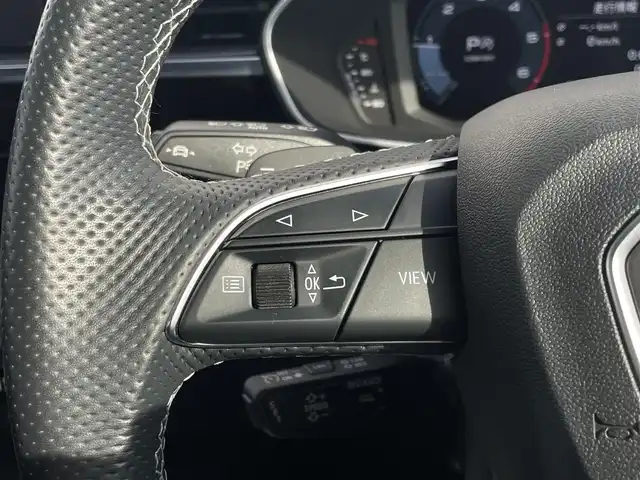 アウディ Ｑ３ 東京都 2022(令4)年 2.4万km グレイシアホワイトメタリック コンビニエンス&アシスタンスパッケージ/・シートヒーター（フロント/・フロントシート電動調整機能・ランバーサポート4ウェイ/（フロント）/・オートマチックテールゲート/・アウディホールドアシスト/・アダプティブクルーズアシスト/・ハイビームアシスト/・サイドアシスト/・リヤクロストラフィックアシスト/・エマージェンシーアシスト/ブラックAudi rings & ブラックスタイリングパッケージ