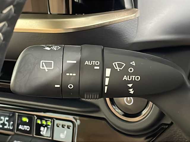 トヨタ クラウン スポーツ Z 福岡県 2024(令6)年 1万km プレシャスホワイトパール ・純正ナビ/・USＢ/・フルセグＴＶ/・全方位カメラ/・録画機能付デジタルインナーミラー/・ビルトインETC2.0/・本革シート/・パノラマルーフ/・TSS/・置くだけ充電/・シートヒーター/・シートベンチレーション/・ACC