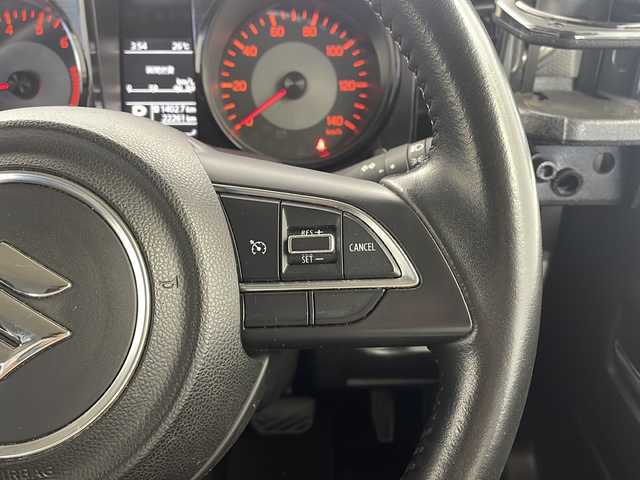 スズキ ジムニー XC 栃木県 2021(令3)年 2.3万km ピュアホワイトP ＫＥＮＷＯＯＤオーディオ（U330BTH)/デュアルセンサーブレーキサポート/クルーズコントロール/シートヒーター/AUTOエアコン/AUTOライト/LEDヘッドライト/純正フロアマット/純正ドアバイザー