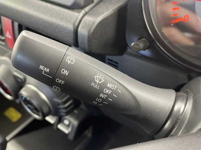 スズキ ジムニー XC 栃木県 2021(令3)年 2.3万km ピュアホワイトP ＫＥＮＷＯＯＤオーディオ（U330BTH)/デュアルセンサーブレーキサポート/クルーズコントロール/シートヒーター/AUTOエアコン/AUTOライト/LEDヘッドライト/純正フロアマット/純正ドアバイザー