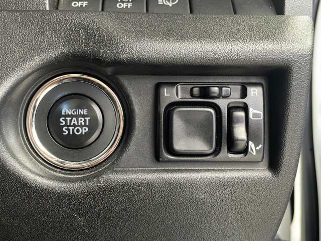 スズキ ジムニー XC 栃木県 2021(令3)年 2.3万km ピュアホワイトP ＫＥＮＷＯＯＤオーディオ（U330BTH)/デュアルセンサーブレーキサポート/クルーズコントロール/シートヒーター/AUTOエアコン/AUTOライト/LEDヘッドライト/純正フロアマット/純正ドアバイザー