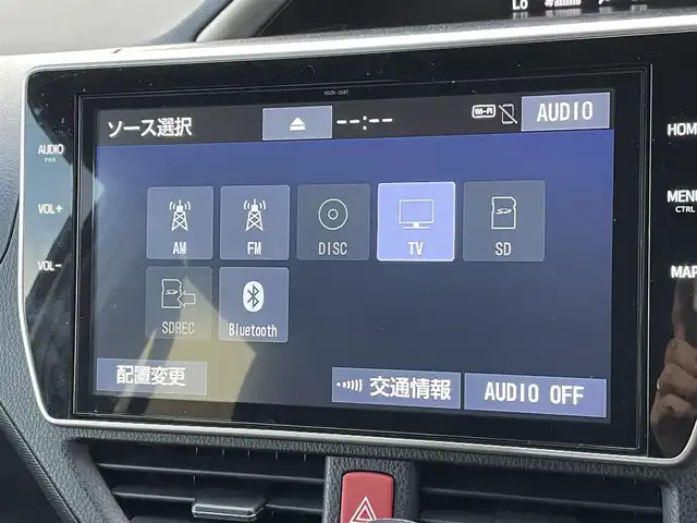 トヨタ ヴォクシー ZS 煌 東京都 2018(平30)年 4万km ホワイトパールクリスタルシャイン ワンオーナー　/純正９型メモリナビ＆フルセグ　/・BluetoothAudio/・CD/SD/DVD/AM/FM/ＬＥＤヘッドライト　/前後ドライブレコーダー　/両側パワースライドドア　/・バックドアイージークローザー/セーフティセンス　/・プリクラッシュセーフティ/・レーンディパーチャーアラート /・クルーズコントロール /・先行車発進お知らせ/・オートマチックハイビーム/スマートエントリーシステム/プッシュエンジンスタート/保証書＆取説/Wエアバック＆ABS