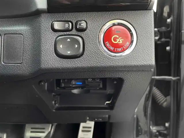 トヨタ マークＸ 250G Sパッケージ G’s 千葉県 2013(平25)年 13.8万km ブラック (株)IDOMが運営する【じしゃロン八千代店】の自社ローン対象車両になります。こちらは現金またはオートローンご利用時の価格です。自社ローンご希望の方は別途その旨お申付け下さい/純正ナビ/バックカメラ/ETC/LEDライト/クルーズコントロール