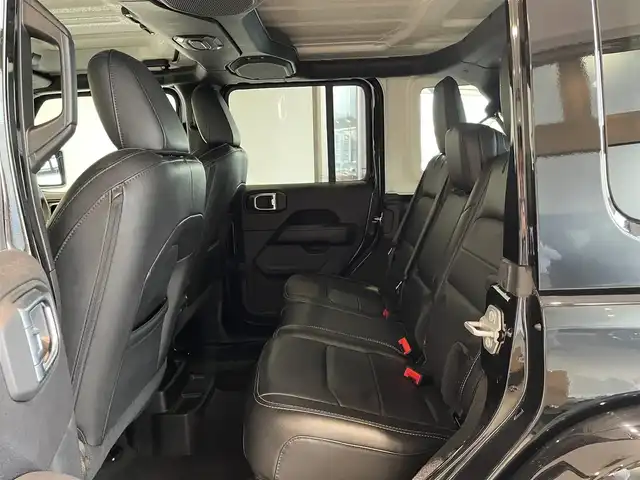 クライスラー・ジープ ジープ ラングラー アンリミテッド サハラ 愛知県 2019(令1)年 6.5万km 黒 Ｕｃｏｎｎｅｃｔディスプレイオーディオ　/ＡｐｐｌｅＣａｒＰｌａｙ　/ＡｎｄｒｏｉｄＡｕｔｏ　/バックカメラ　/Ｂｌｕｅｔｏｏｔｈ　/フルセグＴＶ　/ＡＣＣ　/ＢＡＭ　/シートヒーター　/ステアリングヒーター　/ＥＴＣ２．０/LEDヘッドライト/プッシュスタート/アイドリングストップ/コーナーセンサー