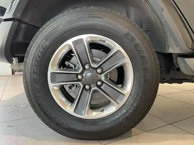 クライスラー・ジープ ジープ ラングラー アンリミテッド サハラ 愛知県 2019(令1)年 6.5万km 黒 Ｕｃｏｎｎｅｃｔディスプレイオーディオ　/ＡｐｐｌｅＣａｒＰｌａｙ　/ＡｎｄｒｏｉｄＡｕｔｏ　/バックカメラ　/Ｂｌｕｅｔｏｏｔｈ　/フルセグＴＶ　/ＡＣＣ　/ＢＡＭ　/シートヒーター　/ステアリングヒーター　/ＥＴＣ２．０/LEDヘッドライト/プッシュスタート/アイドリングストップ/コーナーセンサー