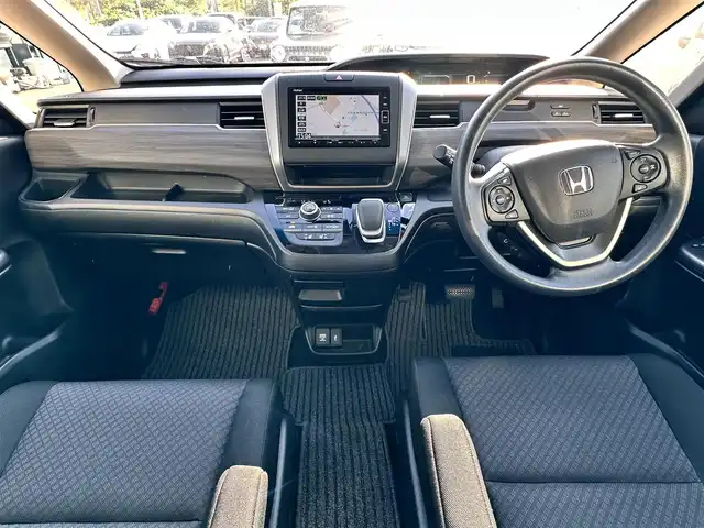 ホンダ フリード ハイブリット G ブラックスタイル 大阪府 2023(令5)年 1.6万km シルバーミストグリーンM ホンダセンシング/リアカメラdeあんしんプラス3/ディーラー純正ナビ　/両側パワースライドドア　/前後ドライブレコーダー/バックカメラ　/シートバックテーブル　/レーダークルーズコントロール　/ＬＥＤヘッドライト/純正アルミホイール