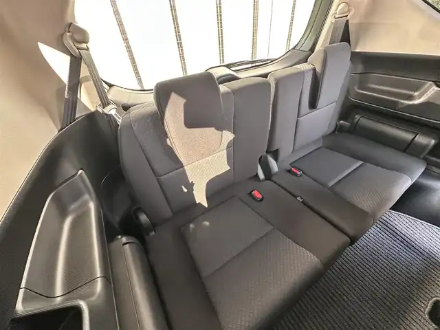 ホンダ フリード ハイブリット G ブラックスタイル 大阪府 2023(令5)年 1.6万km シルバーミストグリーンM ホンダセンシング/リアカメラdeあんしんプラス3/ディーラー純正ナビ　/両側パワースライドドア　/前後ドライブレコーダー/バックカメラ　/シートバックテーブル　/レーダークルーズコントロール　/ＬＥＤヘッドライト/純正アルミホイール