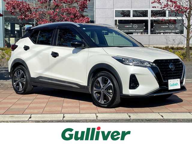 日産 キックス X 福島県 2021(令3)年 4.4万km ブリリアントホワイトパール/ピュアブラック 2トーン セーフティアシスト/プロパイロット/エマージェンシーブレーキ/純正9インチナビ/（CD/DVD/BT）/アラウンドビューモニター/フルセグTV/レーダークルーズコントロール/インテリジェントルームミラー/ハーフレザーシート/LEDヘッドライト/前後ドライブレコーダー/オートホールド/前後コーナーセンサー/ドアバイザー