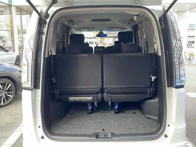 日産 セレナ ハイウェイスター S HV Vセレ 愛知県 2015(平27)年 11.6万km ホワイト /ワンオーナー//取扱説明書//保証書//記録簿//福祉車両//寒冷地仕様//アラウンドビュー//スマートキー//メモリナビ//ワンセグテレビ//バックカメラ//フリップダウンモニター//アイドリングストップ//クルーズコントロール//ドアバイザー//プッシュスタート//両側パワースライドドア//ETC//本革巻きステアリング//エコモード切替スイッチ//ISOFIX//クルーズコントロール//横揺れ防止//プリクラッシュ//純正マット//純正バザー//レーンキープアシスト//電格格納ミラー//UVカットガラス//プライバシーガラス//衝突安全ボディー//ブレーキアシスト//ステアリングテレスコピック機構//トラクションコントロール