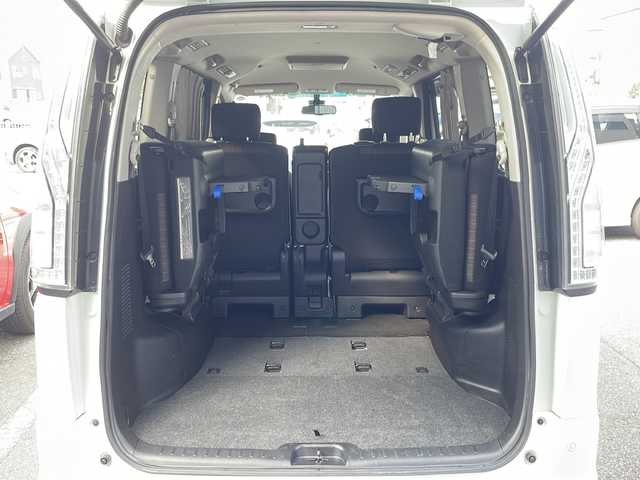 日産 セレナ ハイウェイスター S HV Vセレ 愛知県 2015(平27)年 11.6万km ホワイト /ワンオーナー//取扱説明書//保証書//記録簿//福祉車両//寒冷地仕様//アラウンドビュー//スマートキー//メモリナビ//ワンセグテレビ//バックカメラ//フリップダウンモニター//アイドリングストップ//クルーズコントロール//ドアバイザー//プッシュスタート//両側パワースライドドア//ETC//本革巻きステアリング//エコモード切替スイッチ//ISOFIX//クルーズコントロール//横揺れ防止//プリクラッシュ//純正マット//純正バザー//レーンキープアシスト//電格格納ミラー//UVカットガラス//プライバシーガラス//衝突安全ボディー//ブレーキアシスト//ステアリングテレスコピック機構//トラクションコントロール