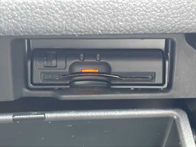 日産 セレナ ハイウェイスター S HV Vセレ 愛知県 2015(平27)年 11.6万km ホワイト /ワンオーナー//取扱説明書//保証書//記録簿//福祉車両//寒冷地仕様//アラウンドビュー//スマートキー//メモリナビ//ワンセグテレビ//バックカメラ//フリップダウンモニター//アイドリングストップ//クルーズコントロール//ドアバイザー//プッシュスタート//両側パワースライドドア//ETC//本革巻きステアリング//エコモード切替スイッチ//ISOFIX//クルーズコントロール//横揺れ防止//プリクラッシュ//純正マット//純正バザー//レーンキープアシスト//電格格納ミラー//UVカットガラス//プライバシーガラス//衝突安全ボディー//ブレーキアシスト//ステアリングテレスコピック機構//トラクションコントロール