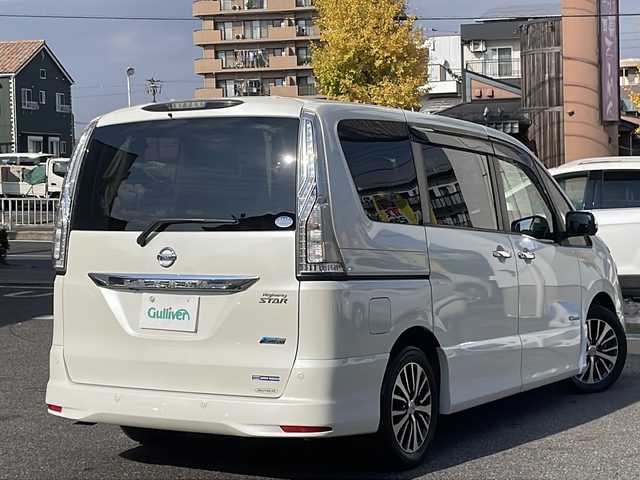 日産 セレナ ハイウェイスター S HV Vセレ 愛知県 2015(平27)年 11.6万km ホワイト /ワンオーナー//取扱説明書//保証書//記録簿//福祉車両//寒冷地仕様//アラウンドビュー//スマートキー//メモリナビ//ワンセグテレビ//バックカメラ//フリップダウンモニター//アイドリングストップ//クルーズコントロール//ドアバイザー//プッシュスタート//両側パワースライドドア//ETC//本革巻きステアリング//エコモード切替スイッチ//ISOFIX//クルーズコントロール//横揺れ防止//プリクラッシュ//純正マット//純正バザー//レーンキープアシスト//電格格納ミラー//UVカットガラス//プライバシーガラス//衝突安全ボディー//ブレーキアシスト//ステアリングテレスコピック機構//トラクションコントロール