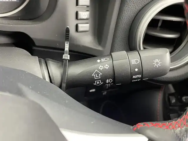 トヨタ ８６ GT 埼玉県 2017(平29)年 2.6万km クリスタルホワイトパール レカロ　フジツボマフラー　ハヤシレーシング　ＴＥＩＮ車高調　ＧＲｅｄｄｙハイパフォーマンスＥＣＵ　ナビ　Ｂｌｕｅｔｏｏｔｈ　ドライブレコーダ―　４点式シートベルト　クルーズコントロール　禁煙車