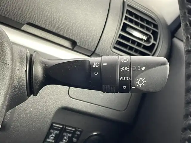 ダイハツ タント カスタム RS トップED SA Ⅲ 埼玉県 2018(平30)年 5.3万km メテオライトグレーイリュージョナルP 社外ナビ　バックカメラ　ＥＴＣ　スマートアシスト３　シートヒーター　ステアリングスイッチ　両側パワースライドドア　純正アルミホイール　プッシュスタート　オートハイビーム　ＬＥＤヘッドライト　地デジＴＶ