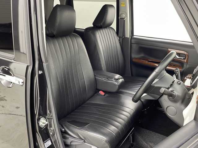 ダイハツ ムーヴ キャンバス G メイクアップ SA Ⅲ 宮城県 2018(平30)年 5.3万km ブラックマイカメタリック 禁煙車/ダイハツスマートアシスト/・衝突回避支援ブレーキ/・車線逸脱警報/・オートハイビーム/・コーナーセンサー/純正7インチナビ/（BT.AM.FM.CD.DVD.SD）/バックカメラ/フルセグテレビ/ETC/前方ドライブレコーダー/両側パワースライドドア/革巻きステアリング/ステアリングスイッチ/プッシュスタート/スマートキー/純正フロアマット/純正ドアバイザー/LEDヘッドライト/LEDフォグランプ/ブラックレザー調シートカバー/社外14インチアルミホイール/横滑り防止機能/アイドリングストップ