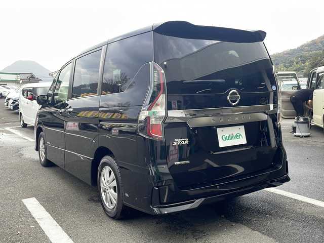 日産 セレナ ハイウェイスター V 京都府 2021(令3)年 6万km ダイヤモンドブラック 社外メモリナビ　バックカメラ　プロパイロット　ブラインドスポットモニター　両側パワースライドドア　ＬＥＤヘッドライト　レーンディパーチャーウォーニング　ビルトインＥＴＣ　ドライブレコーダー　禁煙車