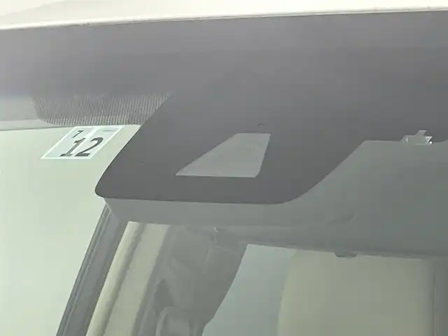 トヨタ ランドクルーザー プラド TX Lパッケージ 道央・札幌 2022(令4)年 2.8万km ホワイトパールクリスタルシャイン ・４WD/・TRDエアロ/・ムーンルーフ/・KENWOODフローディングナビ/　CD／DVD／Bluetooth／フルセグ/・バックカメラ/・純正ビルトインETC/・トヨタセーフティセンス/・プリクラッシュセーフティ/・レーダークルーズコントロール/・オートマチックハイビーム/・レーンキープアシスト/・前後コーナーセンサー/・ベージュレザーシート/・前席パワーシート/・前席シートヒーター＆シートエアコン/・純正フロアマット/・純正AW19インチ/・バグガード/・NashFabCoリアラダー/・LEDヘッドライト/・フォグライト/・スマートキー/・プッシュスタート/・取扱説明書/・保証書