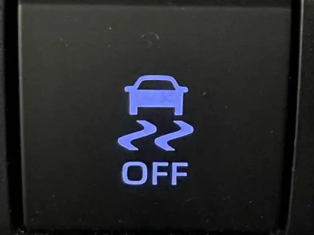 トヨタ ランドクルーザー プラド TX Lパッケージ 道央・札幌 2022(令4)年 2.8万km ホワイトパールクリスタルシャイン ・４WD/・TRDエアロ/・ムーンルーフ/・KENWOODフローディングナビ/　CD／DVD／Bluetooth／フルセグ/・バックカメラ/・純正ビルトインETC/・トヨタセーフティセンス/・プリクラッシュセーフティ/・レーダークルーズコントロール/・オートマチックハイビーム/・レーンキープアシスト/・前後コーナーセンサー/・ベージュレザーシート/・前席パワーシート/・前席シートヒーター＆シートエアコン/・純正フロアマット/・純正AW19インチ/・バグガード/・NashFabCoリアラダー/・LEDヘッドライト/・フォグライト/・スマートキー/・プッシュスタート/・取扱説明書/・保証書