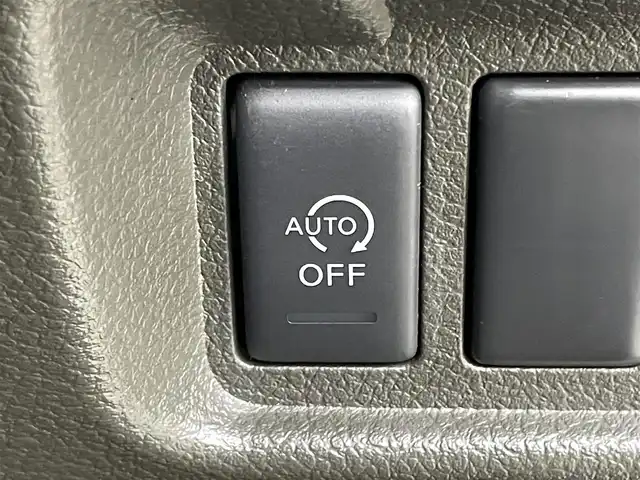 日産 キューブ 15X 岡山県 2013(平25)年 7.8万km ブリリアントホワイトパール 純正ナビ　MM112-W/バックカメラ　/地デジＴＶ　/スマートキー　/プッシュスタート　/ＤＶＤ再生/CD/純正フロアマット　/エアコン　/パワーウィンドウ　/横滑り防止装置　/ダブルエアバック　/アイドリングストップ　/ベンチシート