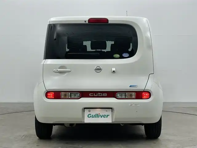 日産 キューブ 15X 岡山県 2013(平25)年 7.8万km ブリリアントホワイトパール 純正ナビ　MM112-W/バックカメラ　/地デジＴＶ　/スマートキー　/プッシュスタート　/ＤＶＤ再生/CD/純正フロアマット　/エアコン　/パワーウィンドウ　/横滑り防止装置　/ダブルエアバック　/アイドリングストップ　/ベンチシート
