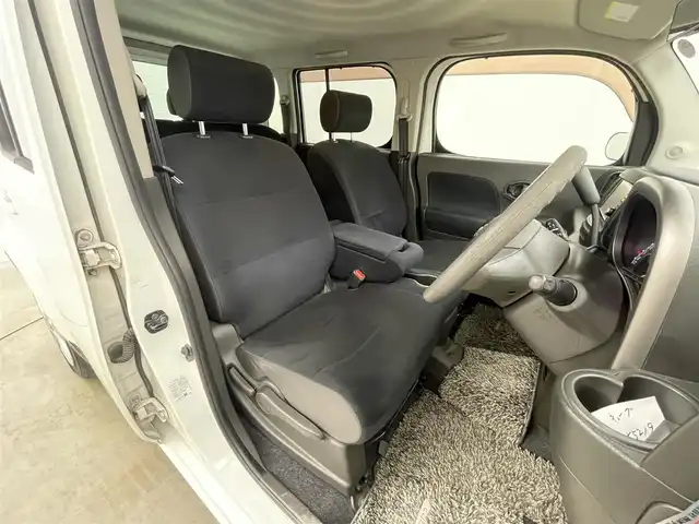 日産 キューブ 15X 岡山県 2013(平25)年 7.8万km ブリリアントホワイトパール 純正ナビ　MM112-W/バックカメラ　/地デジＴＶ　/スマートキー　/プッシュスタート　/ＤＶＤ再生/CD/純正フロアマット　/エアコン　/パワーウィンドウ　/横滑り防止装置　/ダブルエアバック　/アイドリングストップ　/ベンチシート