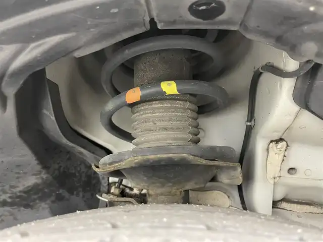 日産 キューブ 15X 岡山県 2013(平25)年 7.8万km ブリリアントホワイトパール 純正ナビ　MM112-W/バックカメラ　/地デジＴＶ　/スマートキー　/プッシュスタート　/ＤＶＤ再生/CD/純正フロアマット　/エアコン　/パワーウィンドウ　/横滑り防止装置　/ダブルエアバック　/アイドリングストップ　/ベンチシート