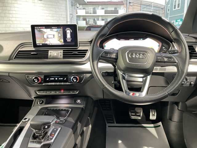 アウディ Ｑ５ 2．0TFSIクワトロ スポーツ 神奈川県 2019(平31)年 2.6万km 青 純正ナビ/（CD/DVD/AM/FM/SD/USB/BT/フルセグTV)/バック・フロントカメラ/前後ドライブレコーダー/ETC2.0/パドルシフト/レーダークルーズコントロール/電動リアゲート/電動パーキングブレーキ/ステアリングスイッチ/Audiプレセンス/Audiサイドアシスト/Audiアクティブレーンアシスト/前後コーナーセンサー/ダウンヒルアシスト/パーキングアシスト/アイドリングストップ/D席メモリシート/D/N席パワーシート/D/N席シートヒーター/ISOFIX/純正フロアマット/純正アルミホイール/スペアキー×１/保証書/取扱説明書