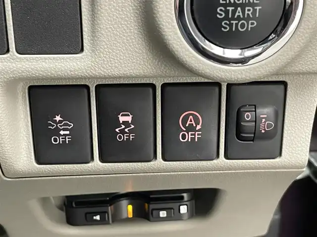 ダイハツ キャスト スタイル X SAⅡ 愛知県 2017(平29)年 5.5万km プラムブラウンクリスタルマイカ 社外ナビ　バックカメラ　シートヒーター　禁煙車　ＴＶ　Ｂｌｕｅｔｏｏｔｈ　ＤＶＤ再生　スマアシII　衝突軽減　踏み間違い防止装置　オートライト　プッシュスタート　アイドリングストップ　純正フロアマット