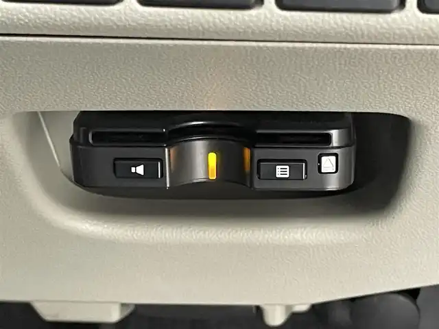 ダイハツ キャスト スタイル X SAⅡ 愛知県 2017(平29)年 5.5万km プラムブラウンクリスタルマイカ 社外ナビ　バックカメラ　シートヒーター　禁煙車　ＴＶ　Ｂｌｕｅｔｏｏｔｈ　ＤＶＤ再生　スマアシII　衝突軽減　踏み間違い防止装置　オートライト　プッシュスタート　アイドリングストップ　純正フロアマット