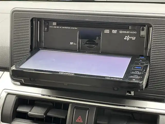 ダイハツ キャスト スタイル X SAⅡ 愛知県 2017(平29)年 5.5万km プラムブラウンクリスタルマイカ 社外ナビ　バックカメラ　シートヒーター　禁煙車　ＴＶ　Ｂｌｕｅｔｏｏｔｈ　ＤＶＤ再生　スマアシII　衝突軽減　踏み間違い防止装置　オートライト　プッシュスタート　アイドリングストップ　純正フロアマット