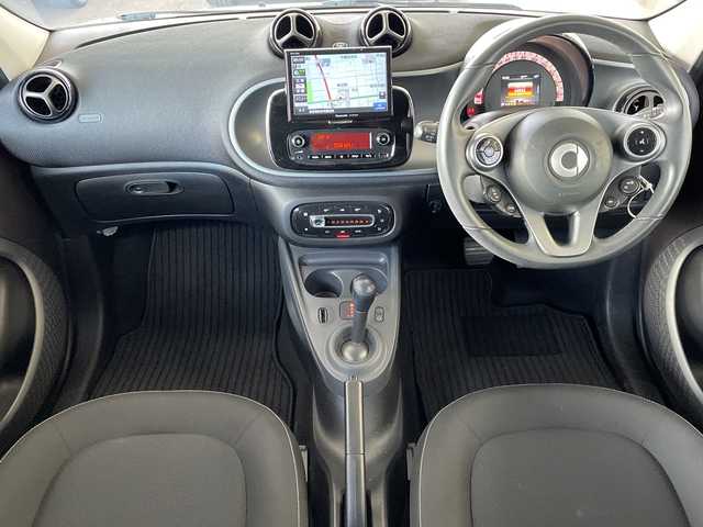 スマート ＭＣＣ スマート フォーフォー パッション 岐阜県 2016(平28)年 4.4万km クリスタルホワイト /登録時43922km//社外7インチポータブルナビ/(ワンセグTV/SD)//前席シートヒーター//前方ドライブレコーダー//バックカメラ//フロアマット//純正15インチアルミホイール//スペアキー×1//ETC