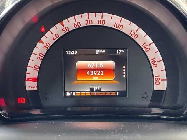 スマート ＭＣＣ スマート フォーフォー パッション 岐阜県 2016(平28)年 4.4万km クリスタルホワイト /登録時43922km//社外7インチポータブルナビ/(ワンセグTV/SD)//前席シートヒーター//前方ドライブレコーダー//バックカメラ//フロアマット//純正15インチアルミホイール//スペアキー×1//ETC