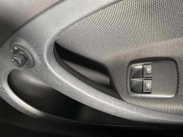 スマート ＭＣＣ スマート フォーフォー パッション 岐阜県 2016(平28)年 4.4万km クリスタルホワイト /登録時43922km//社外7インチポータブルナビ/(ワンセグTV/SD)//前席シートヒーター//前方ドライブレコーダー//バックカメラ//フロアマット//純正15インチアルミホイール//スペアキー×1//ETC