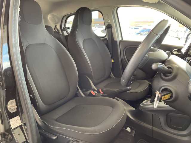 スマート ＭＣＣ スマート フォーフォー パッション 岐阜県 2016(平28)年 4.4万km クリスタルホワイト /登録時43922km//社外7インチポータブルナビ/(ワンセグTV/SD)//前席シートヒーター//前方ドライブレコーダー//バックカメラ//フロアマット//純正15インチアルミホイール//スペアキー×1//ETC