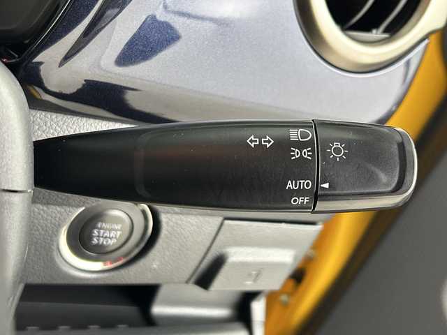 スズキ ハスラー Jスタイル Ⅲ ターボ 奈良県 2018(平30)年 2.9万km アクティブイエロー/スチールシルバー2トーン 社外オーディオ/CD FM AM USB/ハーフレザーシート/シートヒーター/デュアルブレーキサポート/レーンキープ/クルーズコントロール/アイドリングストップ/HIDヘッドライト/LEDフォグライト/オートライト/パドルシフト/スマートキー/スペアキー