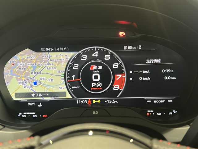 アウディ Ｓ３ スポーツバック 新潟県 2017(平29)年 4万km 白 Bang&Olufsenサウンドシステム/マトリクスLED/カラードブレーキキャリパーレッド/バーチャルコックピット/純正ドライブレコーダー/レーダー（GWR73sd）/純正MMIナビ/・フルセグ/BT/CD/DVD/AUX/バックカメラ/アダプティブクルーズコントロール/シートヒーター/パドルシフト/ハーフレザーシート/ETC2.0/純正18インチアルミホイール