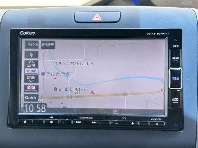 ホンダ フリード G ホンダセンシング 奈良県 2018(平30)年 6.4万km モダンスティールM 純正ナビ(VXM-184VFi)/(AM/FM/CD/DVD/BT/SD/フルセグTV）/バックカメラ/レーダークルーズコントロール/両側パワースライドドア/衝突軽減ブレーキ/横滑り防止装置/ビルトインETC/アイドリングストップ/ステアリングスイッチ/純正フロアマット/電格ウインカーミラー/ドアバイザー