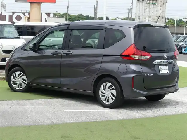 ホンダ フリード G ホンダセンシング 千葉県 2018(平30)年 6.4万km モダンスティールM ホンダセンシング/・衝突軽減ブレーキ（CMBS）/・車線維持支援システム（LKAS）/・アダプティブクルーズコントロール（ACC）/・後方誤発進抑制機能/・誤発進抑制機能/両側パワースライドドア/純正SDナビ/地デジTV/【DVD/CD再生機能　Bluetooth接続】/バックカメラ/ETC/ウインカーミラー/スマートキー