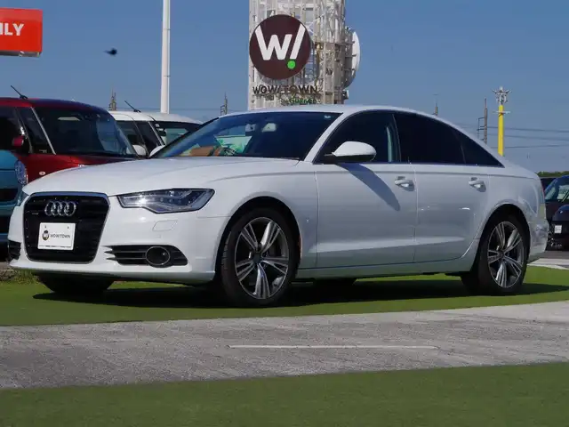 アウディ Ａ６ 3．0 TFSI クワトロ 千葉県 2014(平26)年 4.3万km 白 純正メモリーナビ/地デジTV/【DVD/CD再生機能　Bluetooth接続】/バックカメラ/レザーシート/前席パワーシート/シートヒーター/BOSEサウンド/ドライブレコーダー（前後撮影）/ETC/LEDヘッドライト/ウインカーミラー/純正19インチアルミホイル/サイド/カーテンエアバッグ/スマートキー