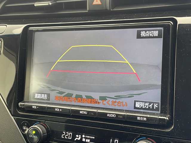 トヨタ カムリ G 沖縄県 2018(平30)年 9.3万km プラチナホワイトパールマイカ 純正９インチナビ（NSZT-Y66T）/フルセグＴＶ/ＤＶＤ/ＣＤ/ｂｌｕｅｔｏｏｔｈ/ＵＳＢ/バックカメラ/ＥＴＣ/ドライブレコーダー/ＬＥＤヘッドライト/トヨタセーフティセンス/プッシュスタート/クルーズコントロール