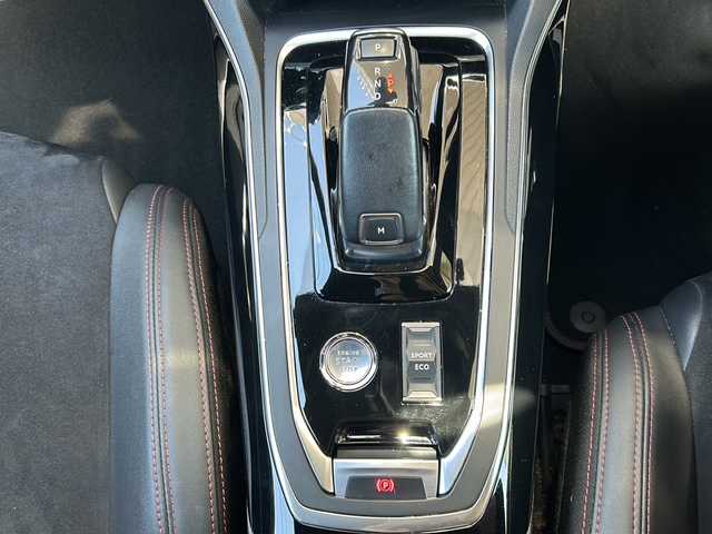 プジョー ３０８ SW GT ブルーHDi 静岡県 2018(平30)年 7.5万km マグネティックブルー 主要装備/・プッシュスタート/・ETC車載器/・バックモニター/・アクティブセーフティブレーキ/・レーンキープアシスト/・アダプティブクルーズコントロール/・前後コーナーセンサー/・ブラインドスポットモニター/・純正18インチAW/・LEDヘッドライト/・社外フロアマット/・スペアキー/・アイドリングストップ/・オートマチックハイビーム/・