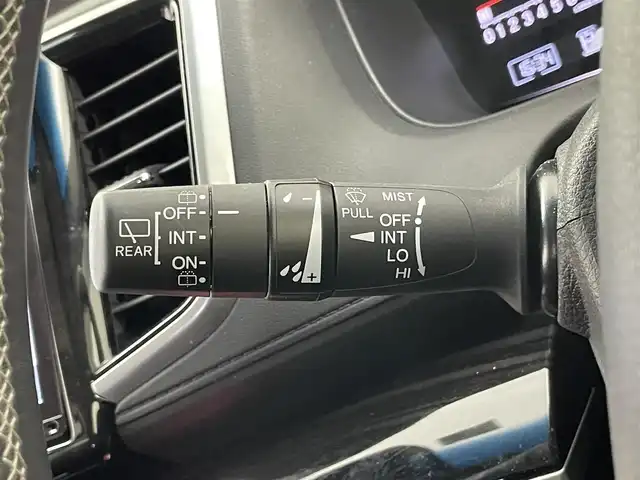 ホンダ オデッセイ アブソルート・EXホンダセンジング 埼玉県 2020(令2)年 2.4万km モダンスティールM 純正９インチナビ　マルチビューモニター　黒レザー　両側パワースライドドア　ＢＳＭ　ビルトインＥＴＣ２．０　シートヒーター　アダクティブクルーズコントロール　パーキングアシスト　ドラレコ　ＨＤＭＩ　ＴＶ