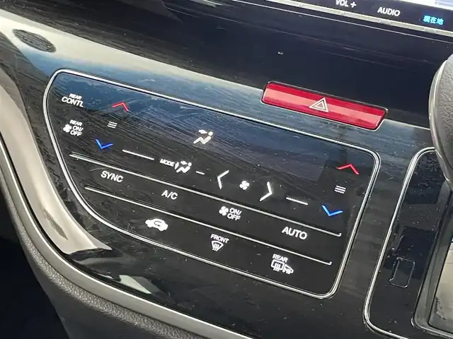 ホンダ オデッセイ アブソルート・EXホンダセンジング 埼玉県 2020(令2)年 2.4万km モダンスティールM 純正９インチナビ　マルチビューモニター　黒レザー　両側パワースライドドア　ＢＳＭ　ビルトインＥＴＣ２．０　シートヒーター　アダクティブクルーズコントロール　パーキングアシスト　ドラレコ　ＨＤＭＩ　ＴＶ