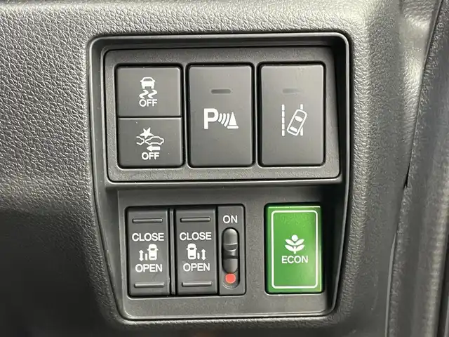 ホンダ オデッセイ アブソルート・EXホンダセンジング 埼玉県 2020(令2)年 2.4万km モダンスティールM 純正９インチナビ　マルチビューモニター　黒レザー　両側パワースライドドア　ＢＳＭ　ビルトインＥＴＣ２．０　シートヒーター　アダクティブクルーズコントロール　パーキングアシスト　ドラレコ　ＨＤＭＩ　ＴＶ