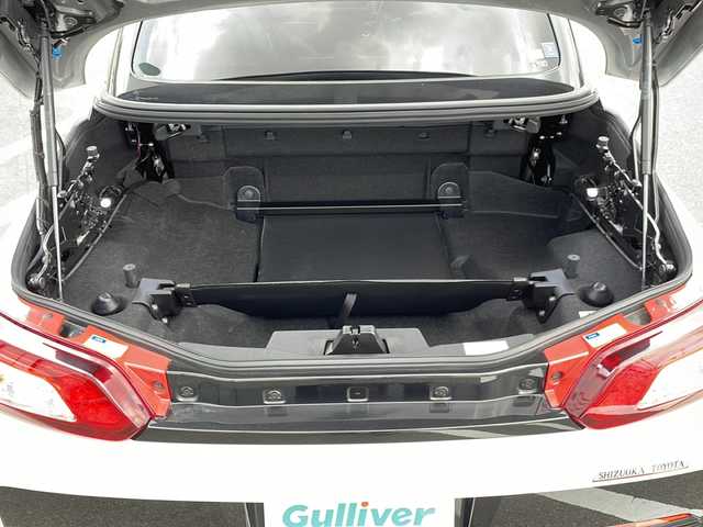 トヨタ コペン GRスポーツ 岐阜県 2022(令4)年 2.5万km パールホワイトⅢ 登録時走行距離25.071km/純正ナビ　/ＧＲフルエアロ　/社外ＨＫＳツインマフラー　/社外ＢＢＳマフラー　/ドライブレコーダー　/ＥＴＣ　/バックカメラ　/横滑り防止装置　/シートヒーター　/ＬＥＤヘッドライト　/オートライト　/フォグランプ/プッシュスタート　/スマートキー/オープンカー/純正フロアマット
