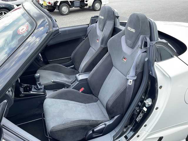 トヨタ コペン GRスポーツ 岐阜県 2022(令4)年 2.5万km パールホワイトⅢ 登録時走行距離25.071km/純正ナビ　/ＧＲフルエアロ　/社外ＨＫＳツインマフラー　/社外ＢＢＳマフラー　/ドライブレコーダー　/ＥＴＣ　/バックカメラ　/横滑り防止装置　/シートヒーター　/ＬＥＤヘッドライト　/オートライト　/フォグランプ/プッシュスタート　/スマートキー/オープンカー/純正フロアマット